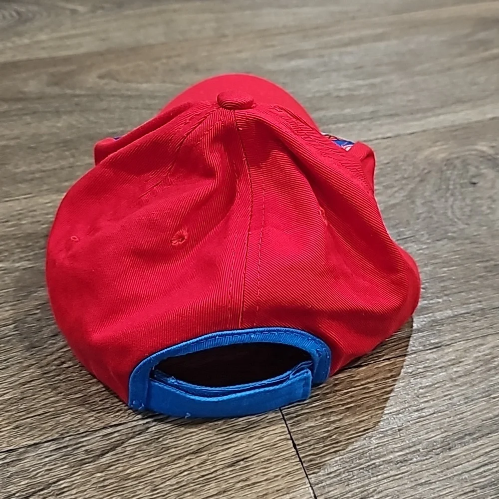 Marvel hats bundle of two size OSFM